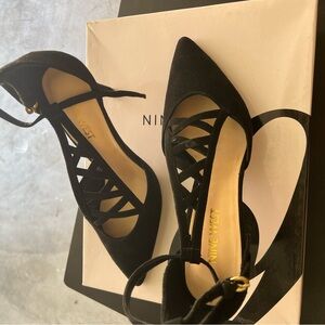 Nine West black strap heels size 6